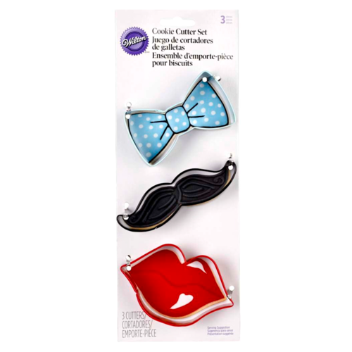 SET D'EMPORTE-PICES WILTON - MOUSTACHE / LVRES / NOEUD PAPILLON